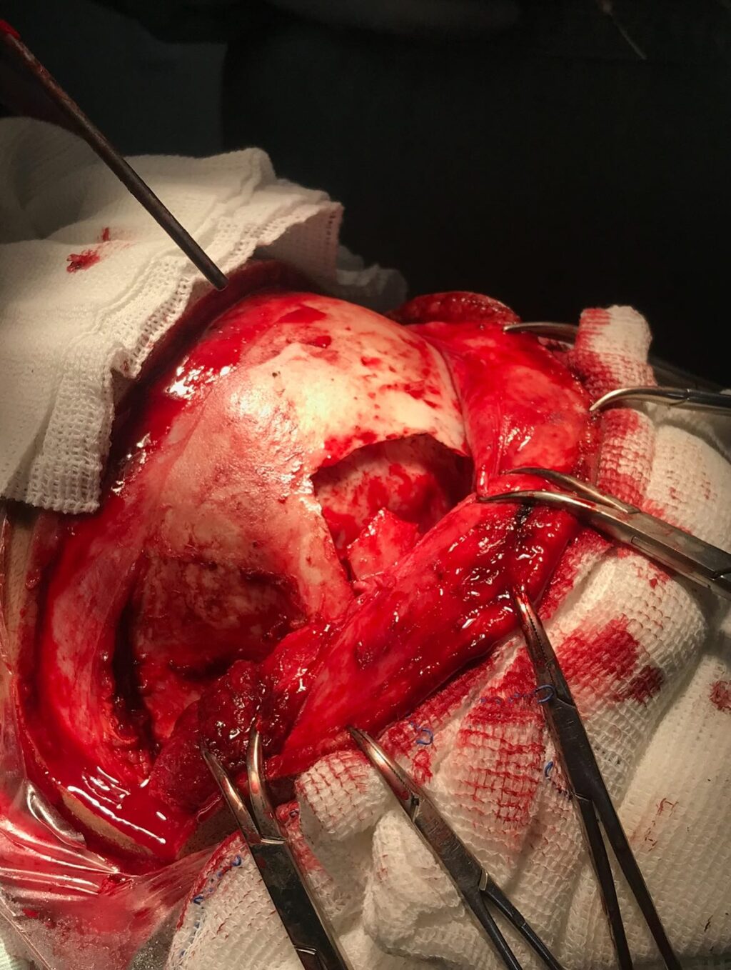 Instagram post from drcassiovinhadelli. This post is in position 1.