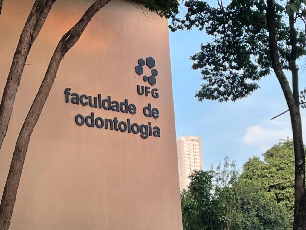 Instagram post from drcassiovinhadelli. This post is in position 5.