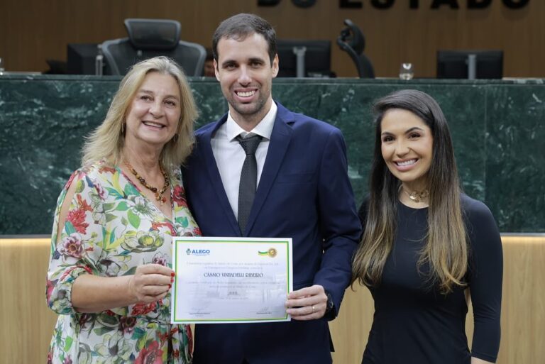 Instagram post from drcassiovinhadelli. This post is in position 1.